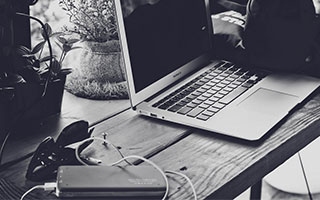 开云-BRO强势CLG，JackeyLove绝境逆转引爆电竞新高潮