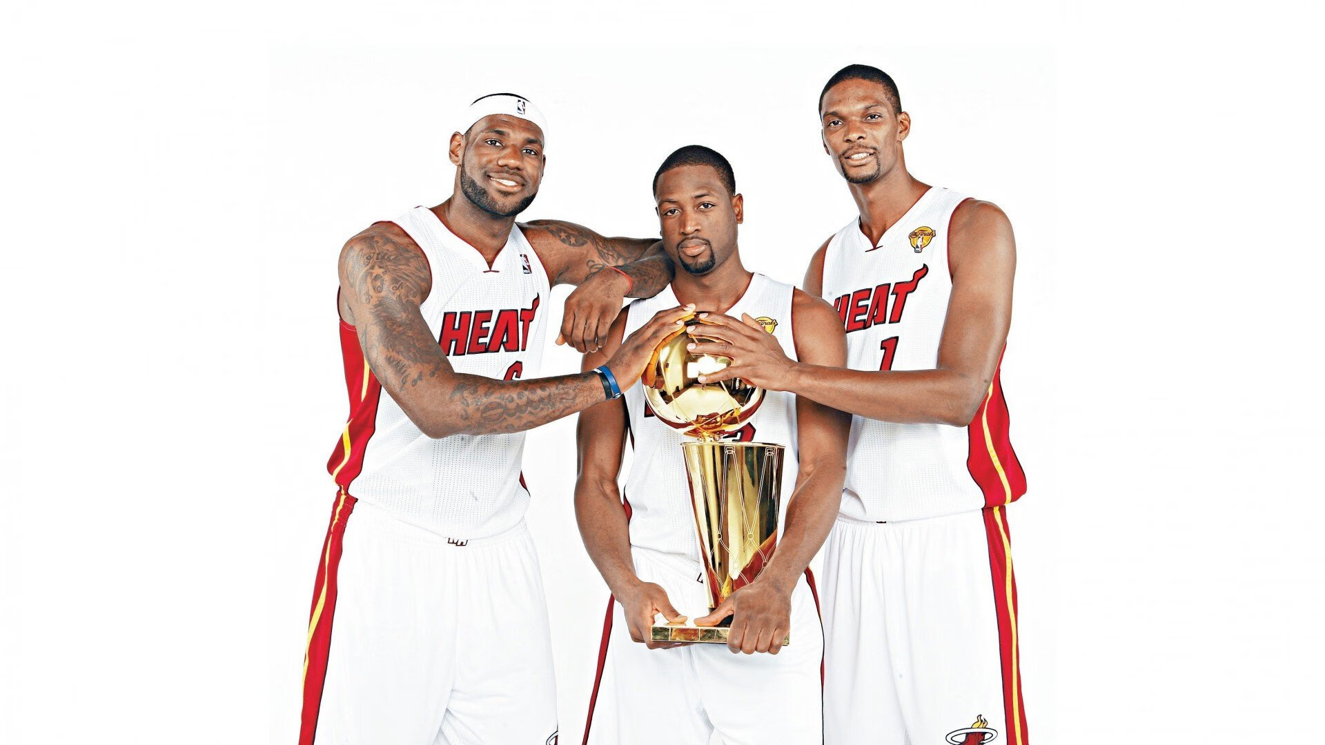 新王当立！哈利伯顿导演逆转，国王窒息防守绞杀魔术